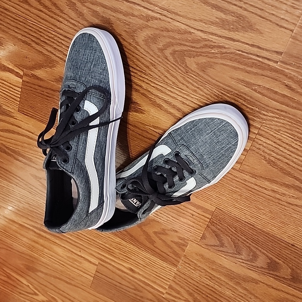 Vans gray an pink‎ size9.5